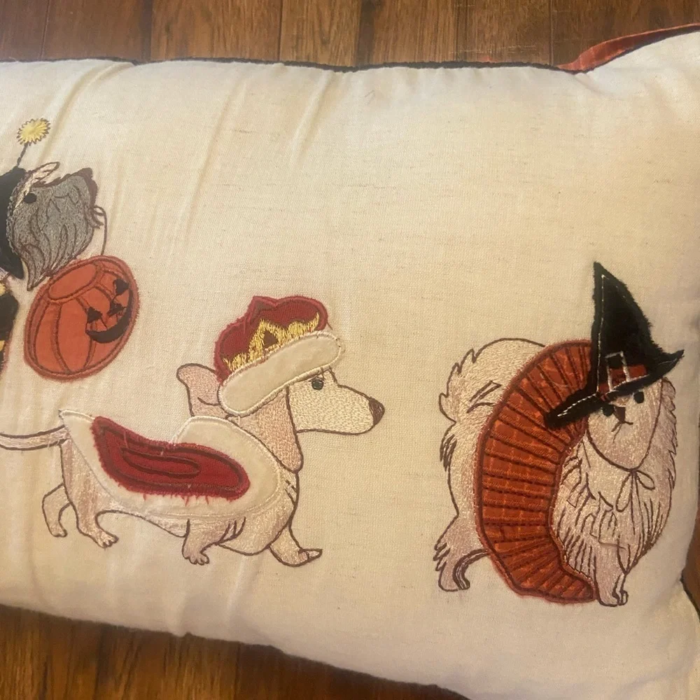 Pier 1 One Halloween Embroidered Dog Parade 22